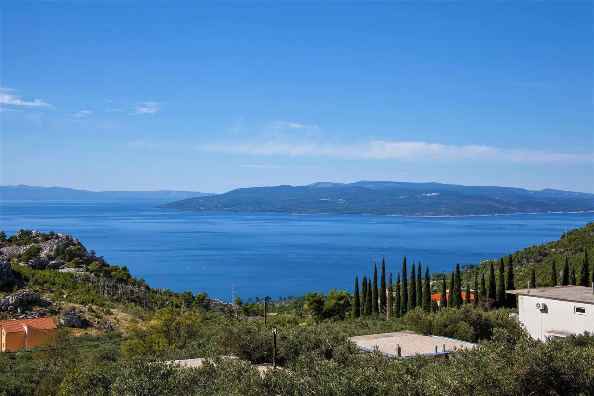 Villa Red With Pool And Sea View Makarska